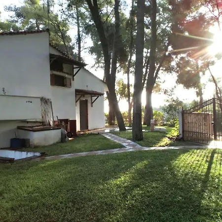 Family Villa In Sani - Sleeps 6 - Parking - Wifi Villa *