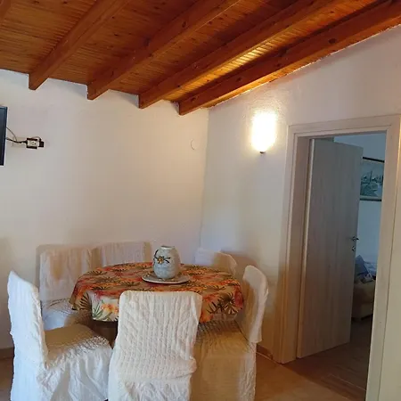 Family Villa In Sani - Sleeps 6 - Parking - Wifi Луксозна вила Сани Бийч