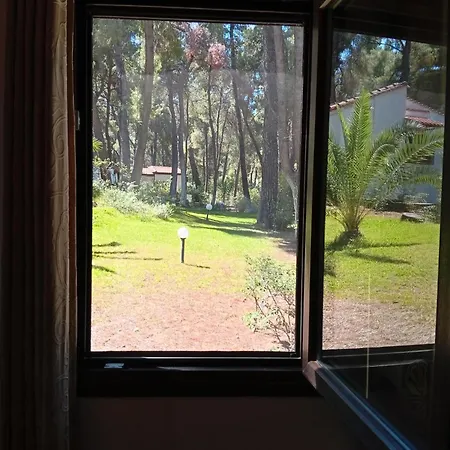 Family In Sani - Sleeps 6 - Parking - Wifi *